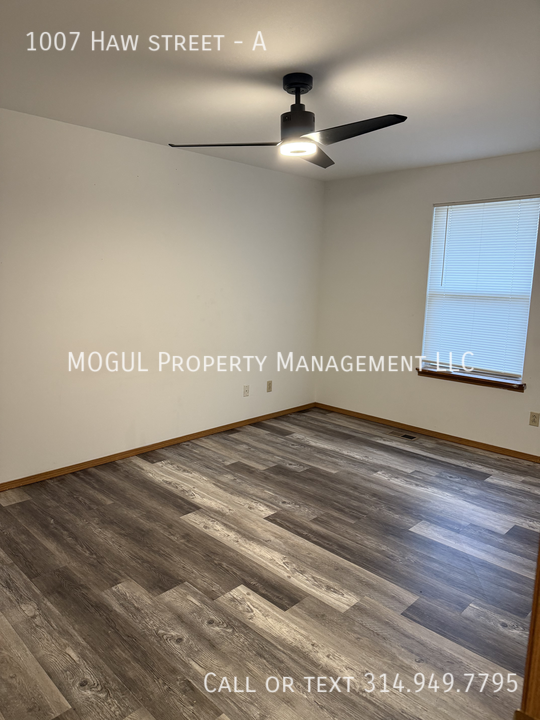 1007 Haw St #A - Photo 4 of 11