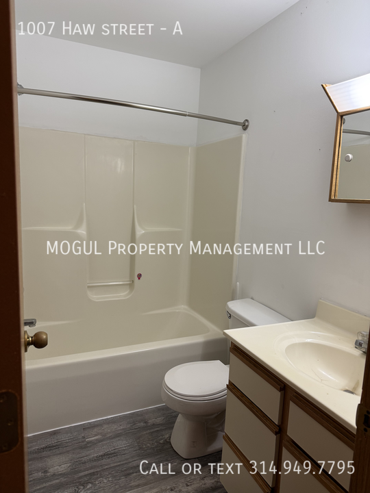 1007 Haw St #A - Photo 7 of 11