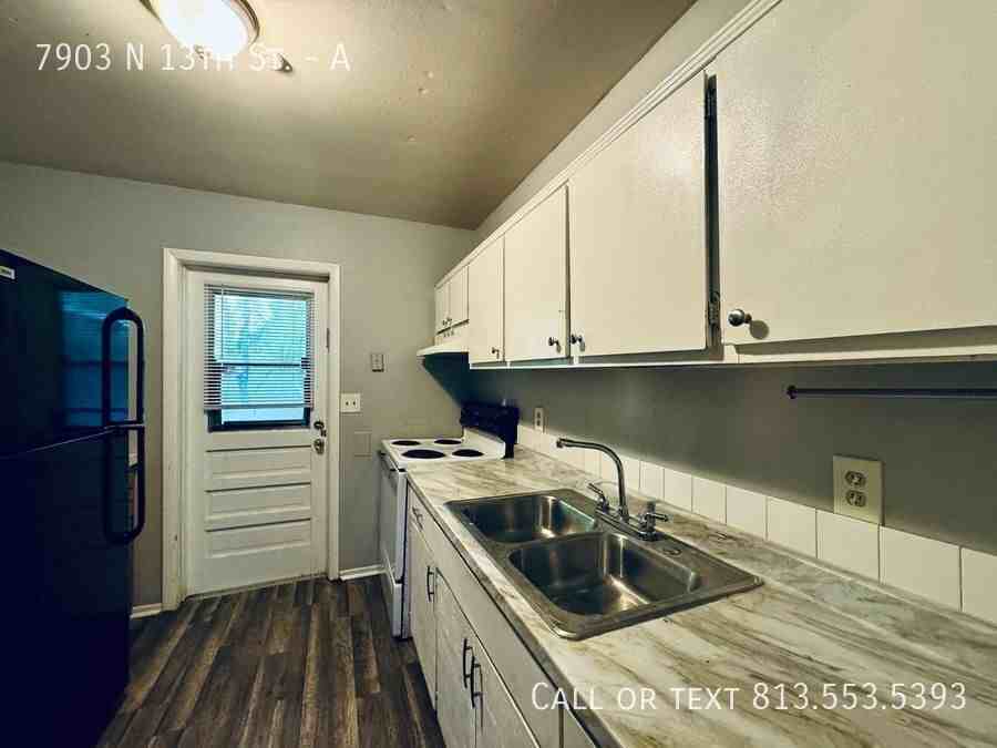 7903 N 13th St #A - Photo 4 of 7