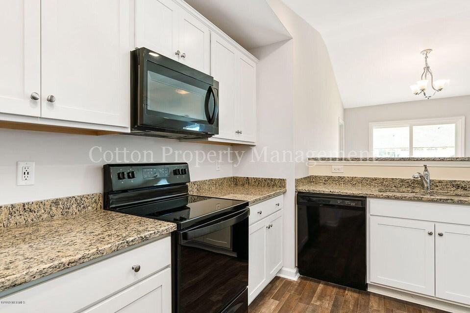 7216 Brittany Pointer Ct - Photo 3 of 18