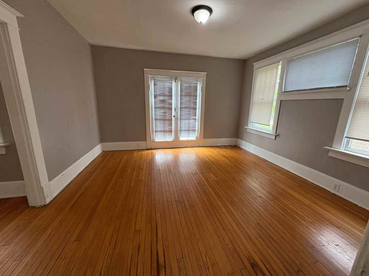 2713 Vineville Ave #1 - Photo 3 of 16