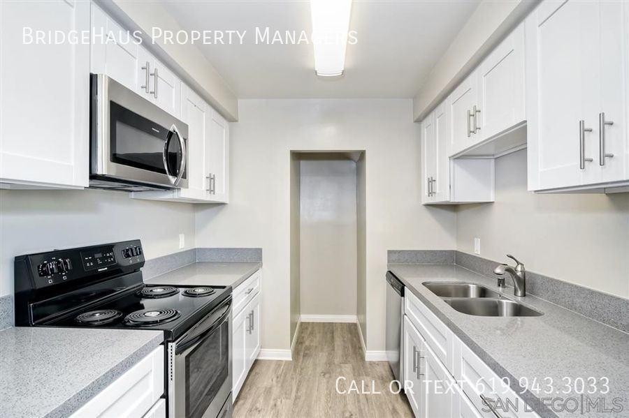 376 Moss St #6 - Photo 3 of 20