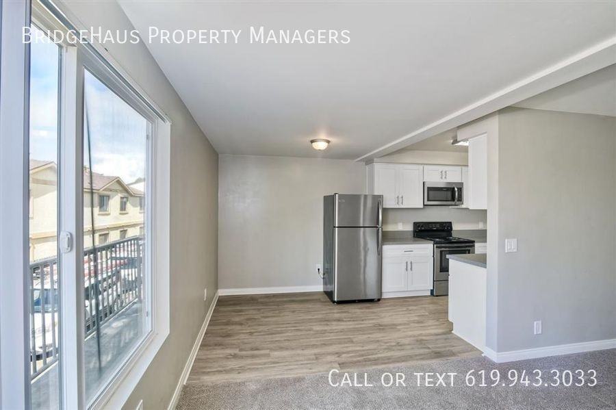 376 Moss St #6 - Photo 5 of 20