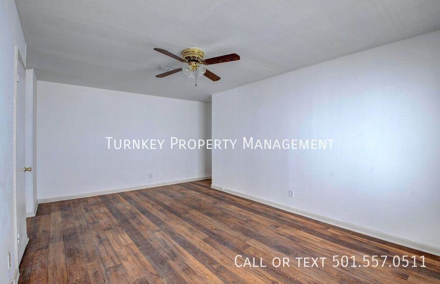 5604 B St - Photo 4 of 16