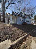 featured image of 630 N Pleasant St #1