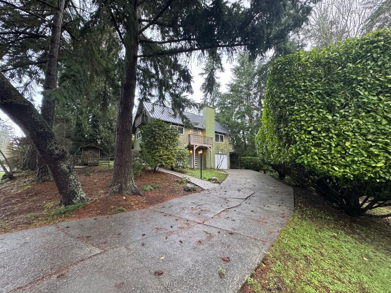 11022 Palisades Ave Sw #1 - Photo 3 of 50