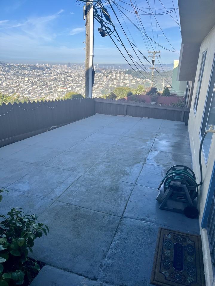 390 Ardendale Dr #390A - Photo 4 of 27