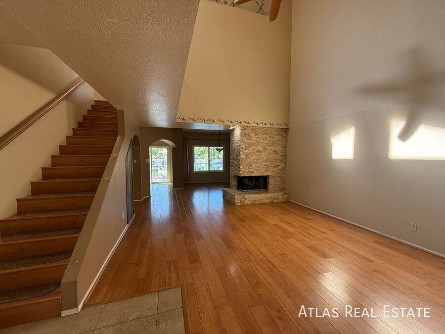 1425 W Coral Reef Dr - Photo 3 of 25