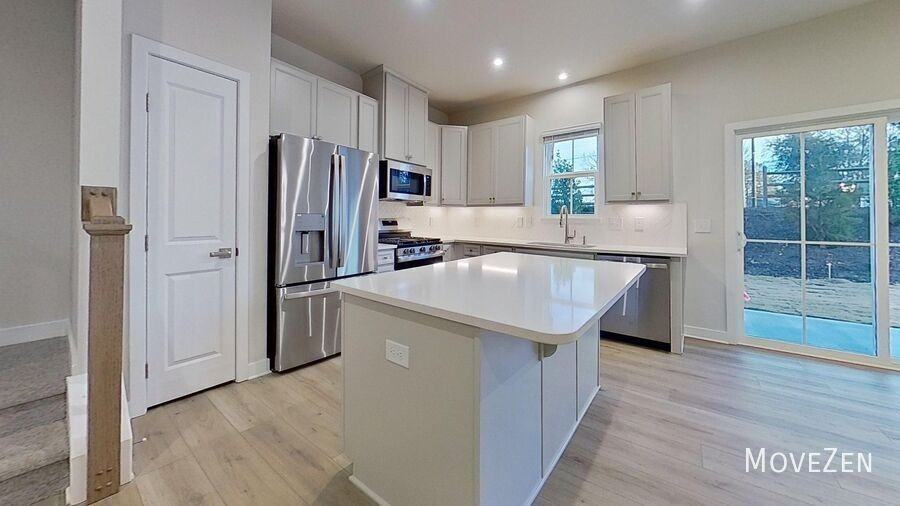 208 Lograto Ln - Photo 6 of 37