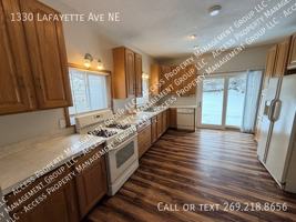featured image of 1330 Lafayette Ave Ne