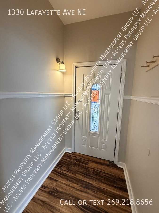 1330 Lafayette Ave Ne - Photo 2 of 28