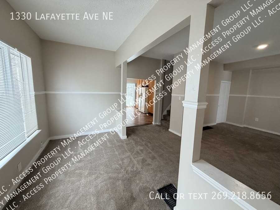 1330 Lafayette Ave Ne - Photo 4 of 28