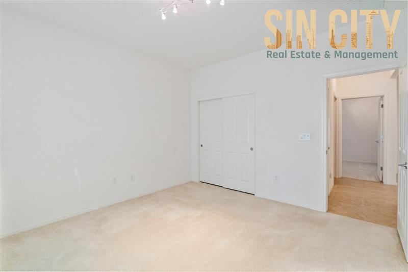 7922 Crested Starling Ct - Photo 3 of 15