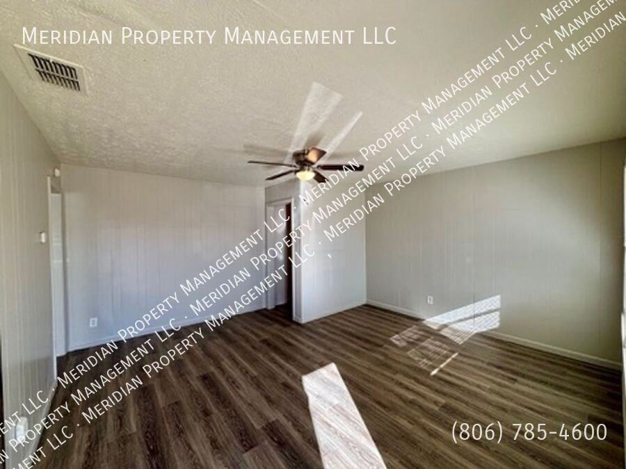 1506 36th St - Photo 6 of 8