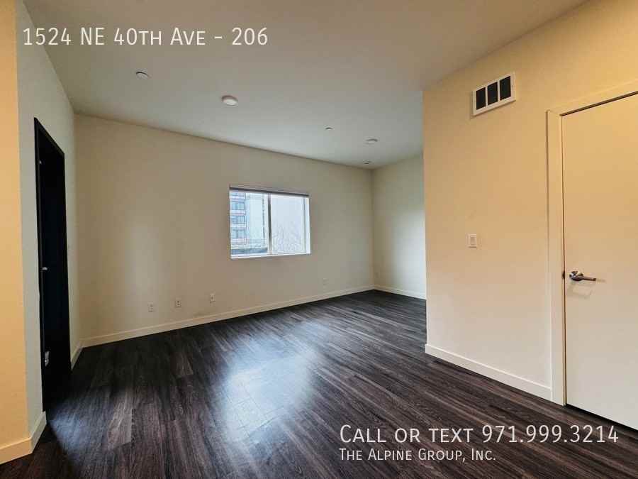 1524 Ne 40th Ave #206 - Photo 6 of 11