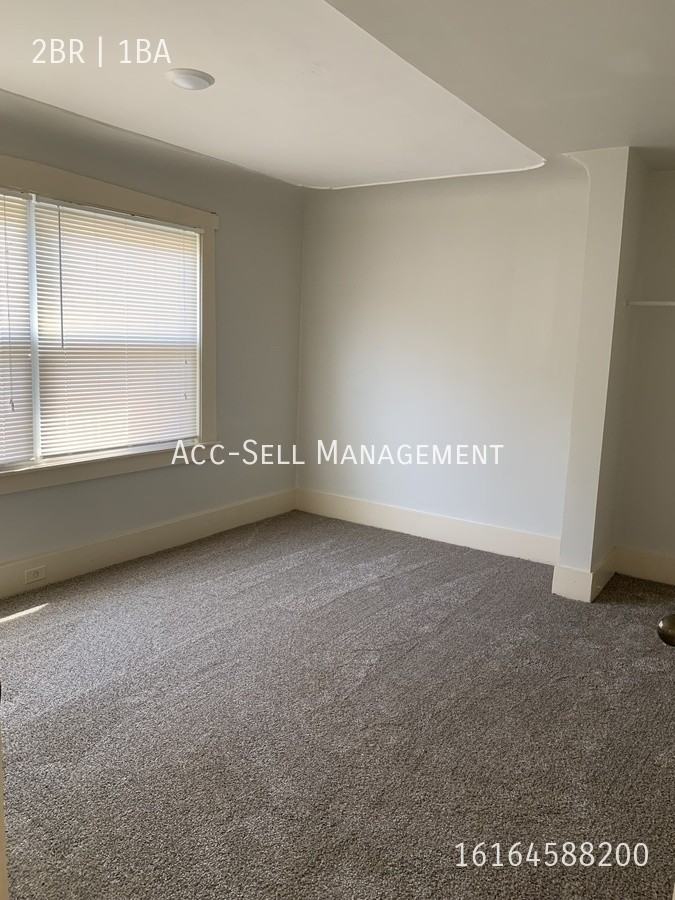 209 Valley Ave Nw #1 - Photo 7 of 12