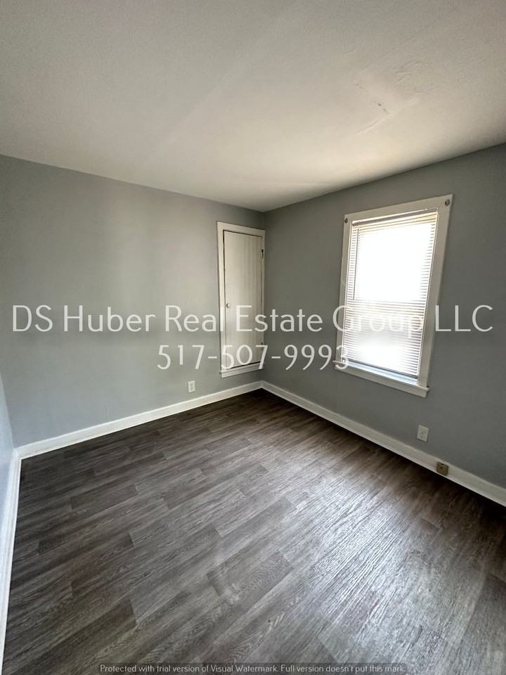 3529 Bergman Ave - Photo 7 of 11