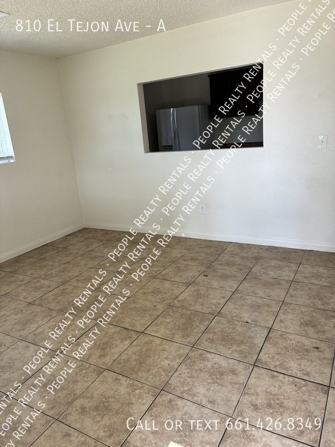 810 El Tejon Ave #A - Photo 3 of 19