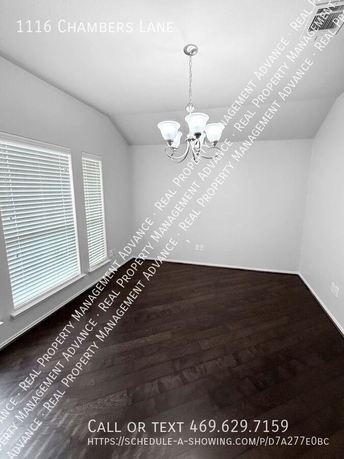 1116 Chambers Ln - Photo 5 of 22