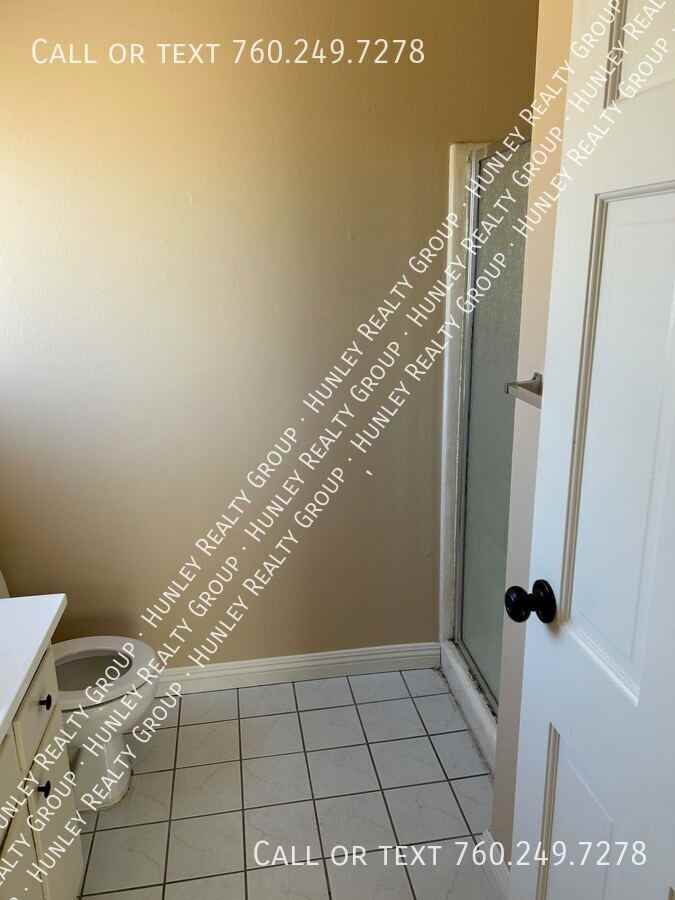 15459 Jasmine St - Photo 4 of 12