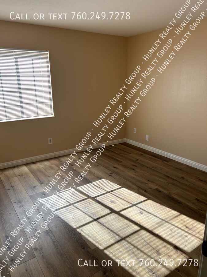 15459 Jasmine St - Photo 7 of 12