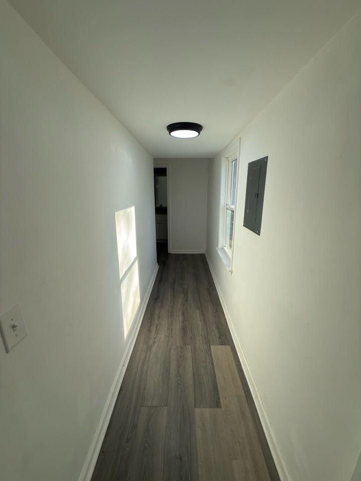 1230 28th St #1 - Photo 7 of 17