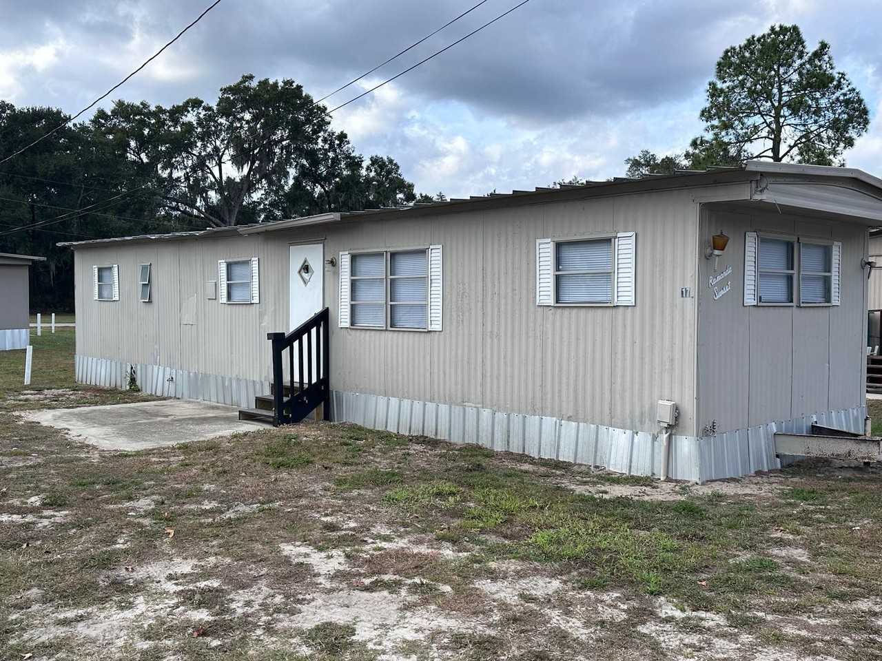 28065 Freewalt St #17MH - Photo 2 of 12