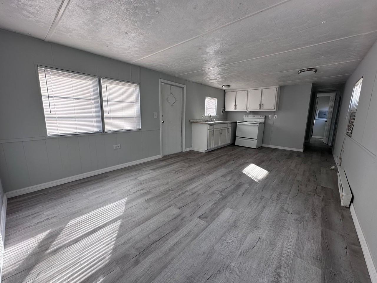 28065 Freewalt St #17MH - Photo 5 of 12