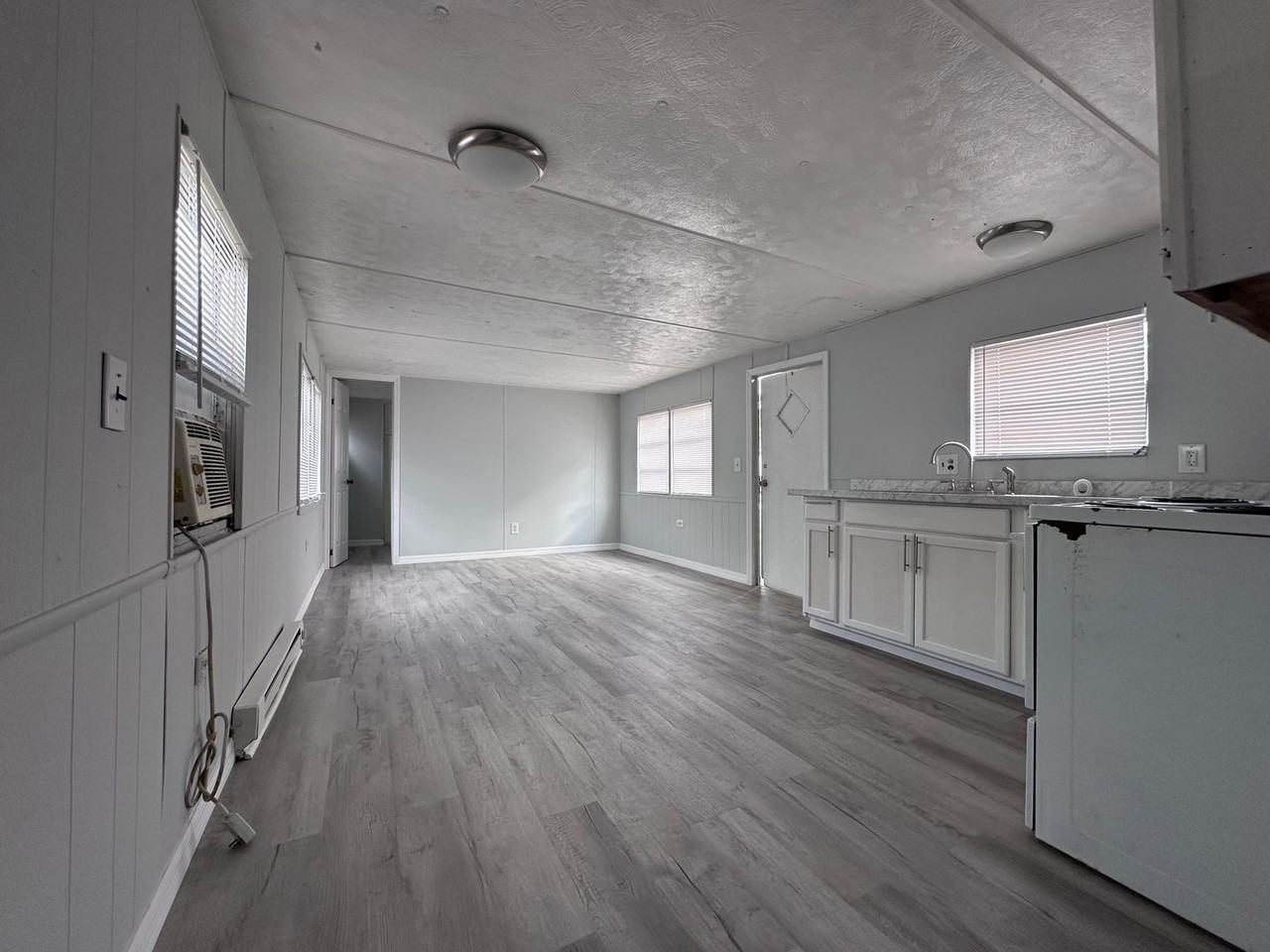 28065 Freewalt St #17MH - Photo 6 of 12