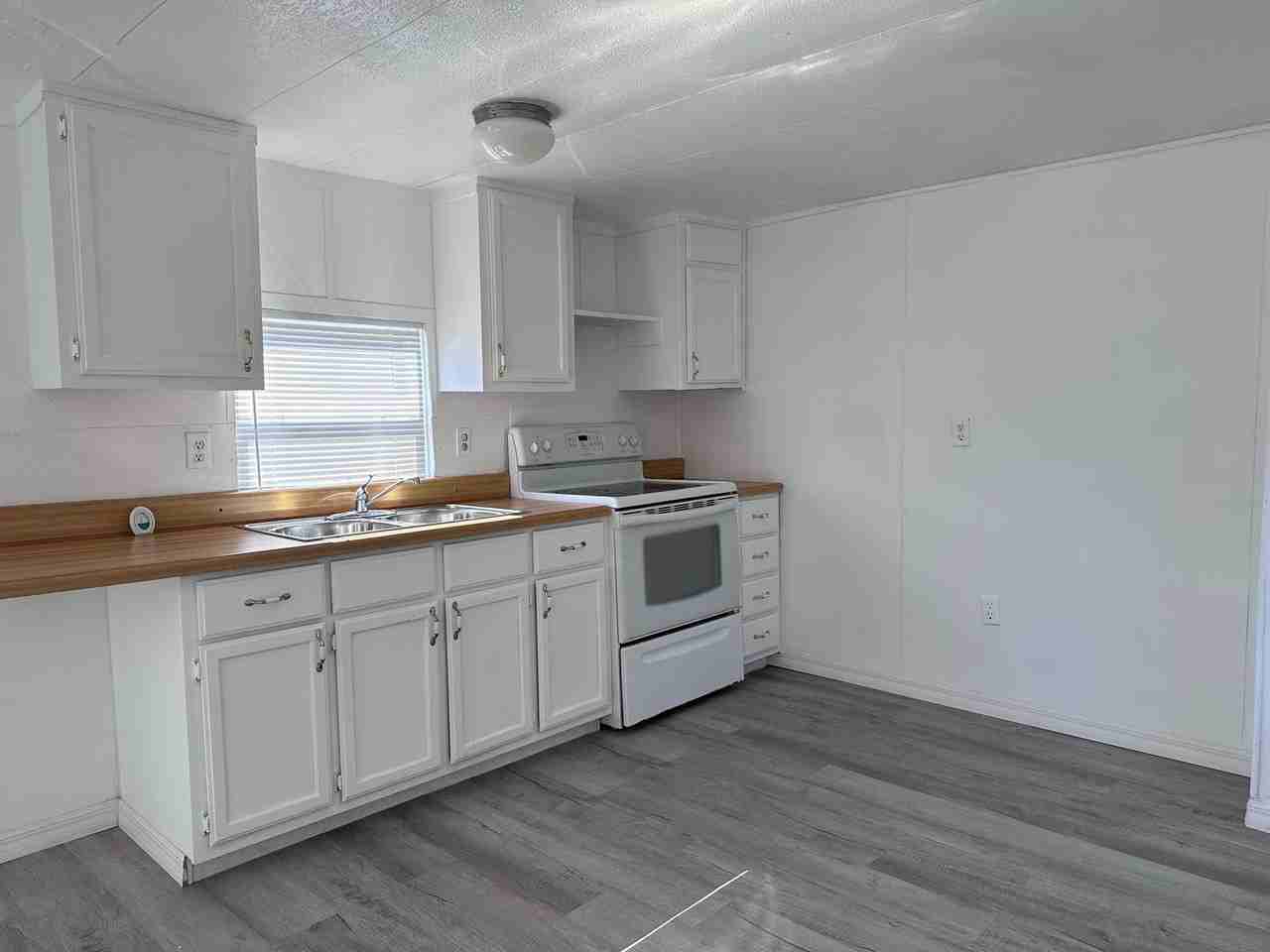 28065 Freewalt St #25MH - Photo 4 of 12