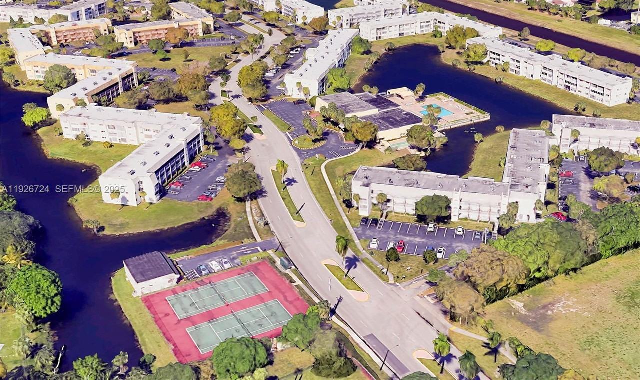 8350 Sunrise Lakes Blvd #8350-205 - Photo 2 of 14