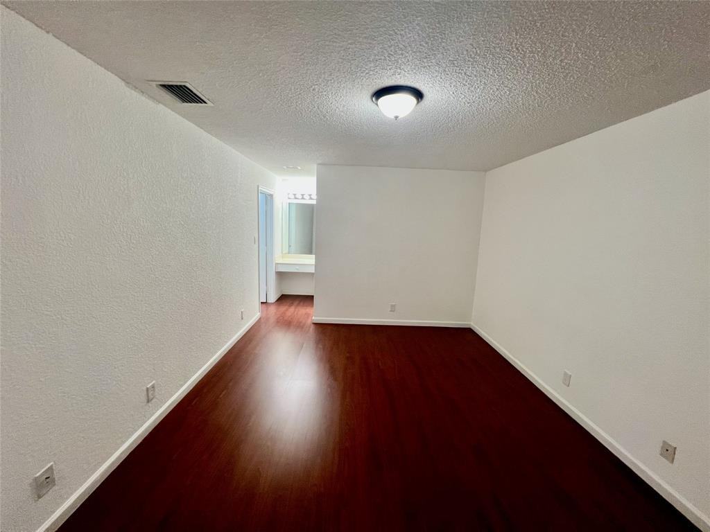 2479 Nw 49th Ter #2479 - Photo 5 of 12