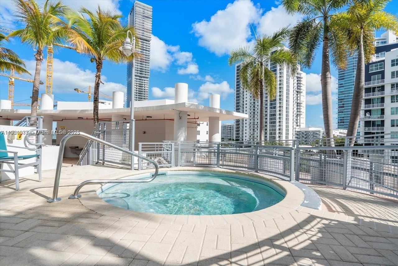 Edgewater Dr #350-613 - Photo 6 of 16