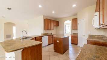 featured image of 12481 Tropic Dr #12481