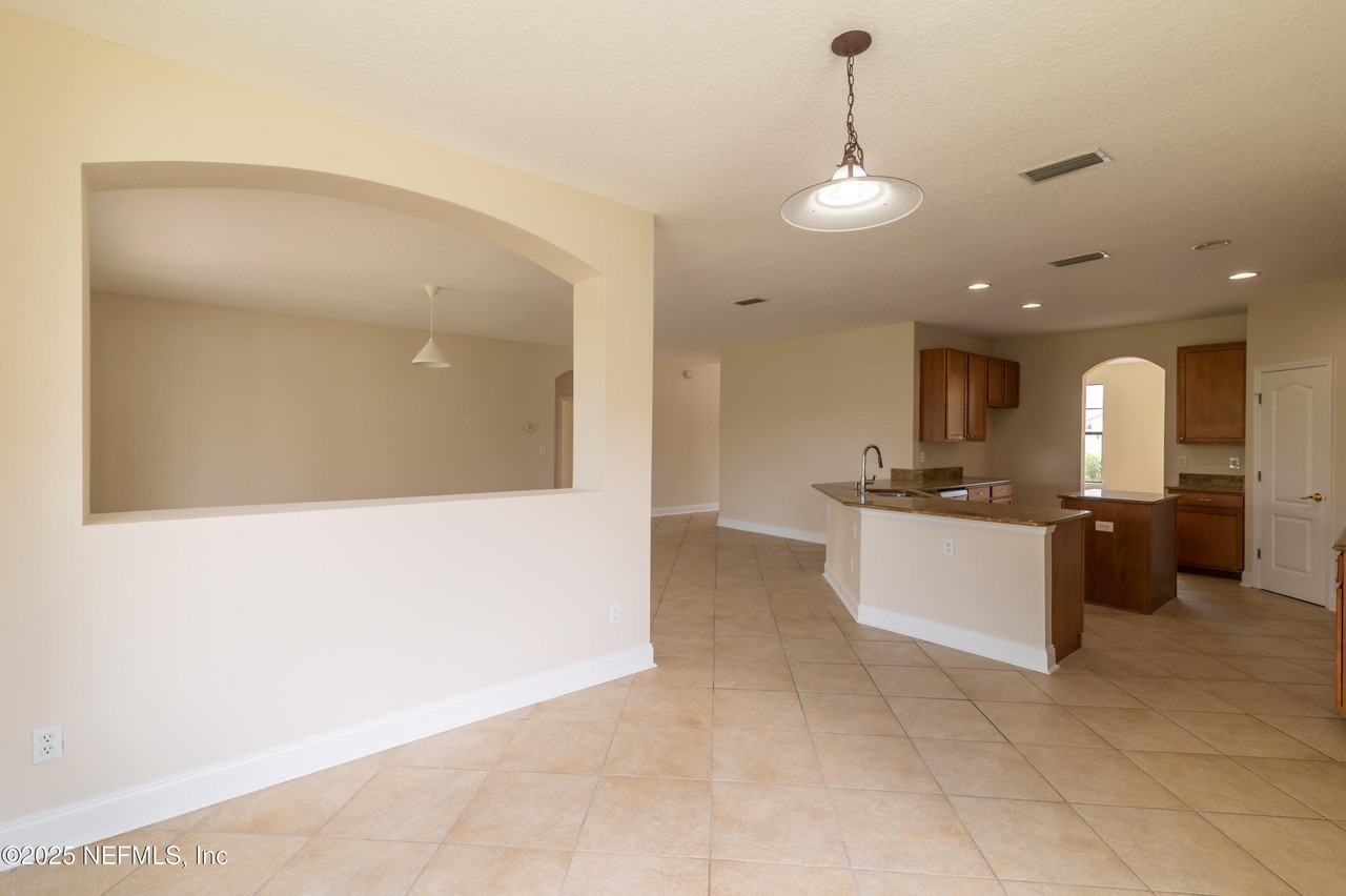 12481 Tropic Dr #12481 - Photo 2 of 13