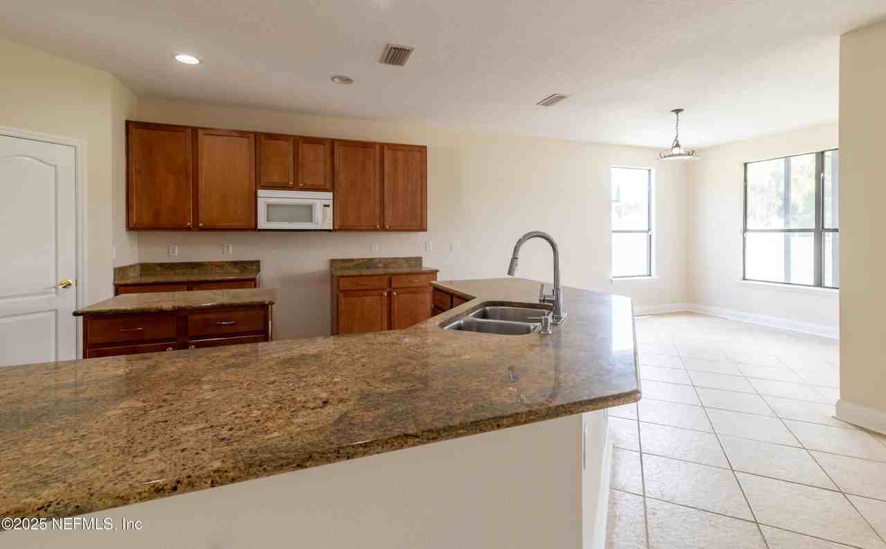 12481 Tropic Dr #12481 - Photo 3 of 13