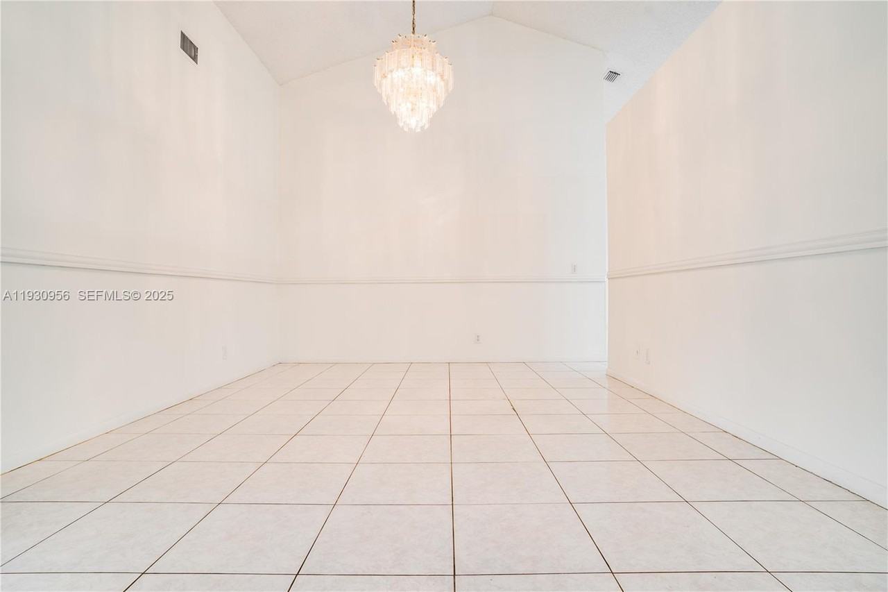 Westfork - Photo 7 of 30