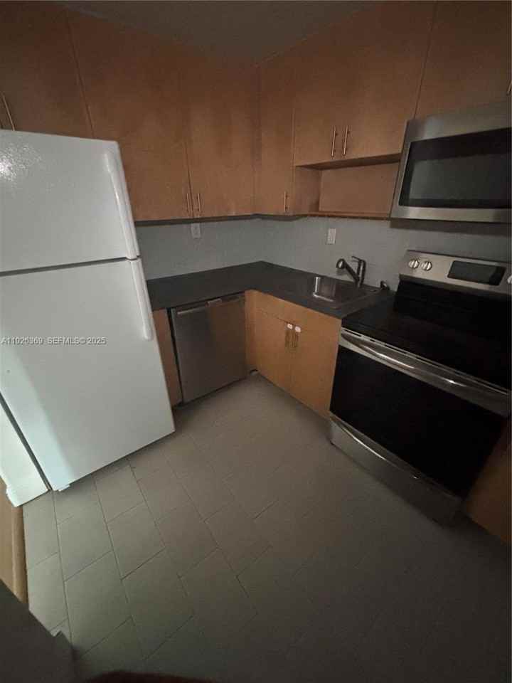 Flamingo-Lummus #15404J - Photo 7 of 7