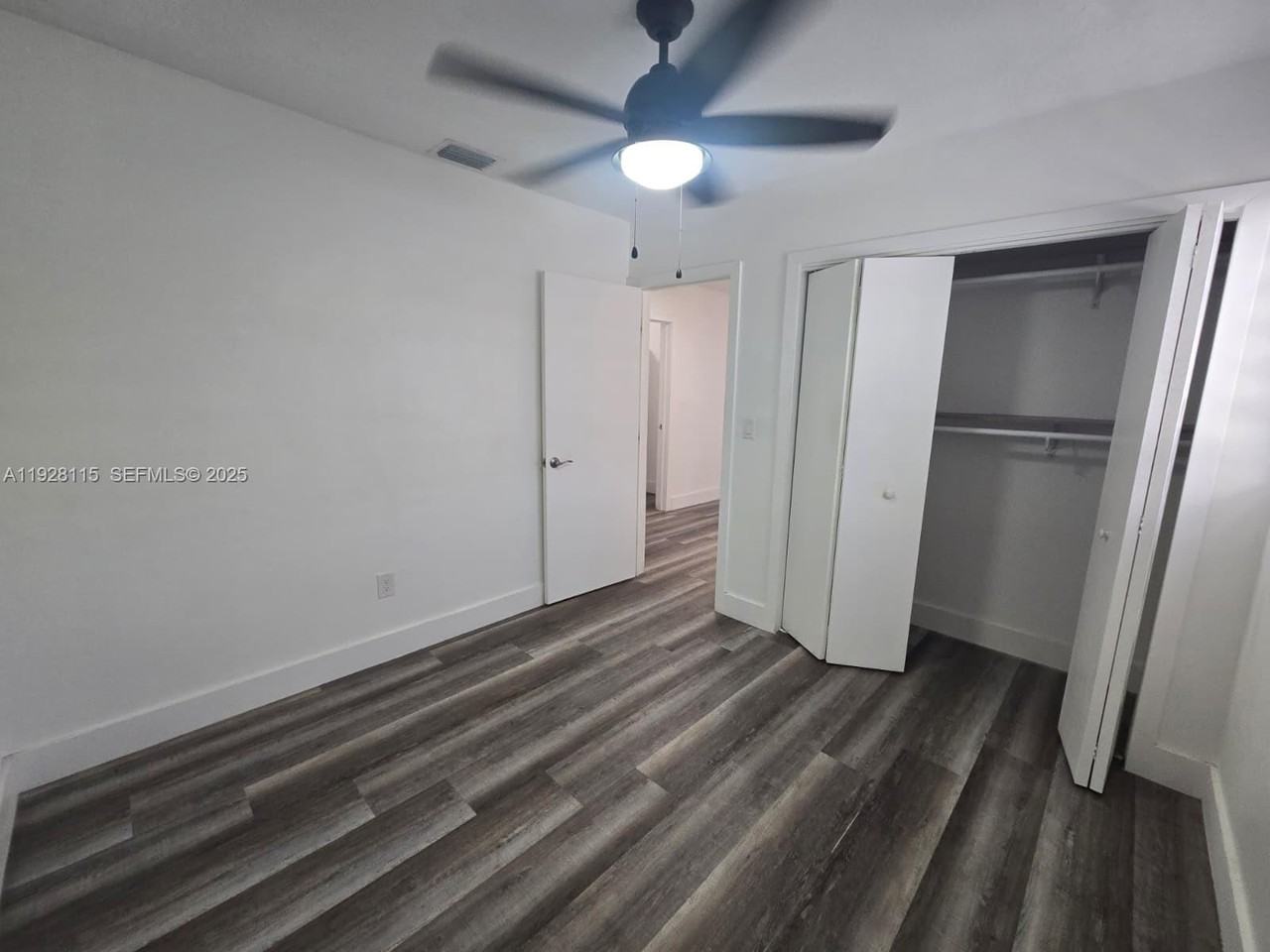 635 W 31st St #635 - Photo 2 of 13