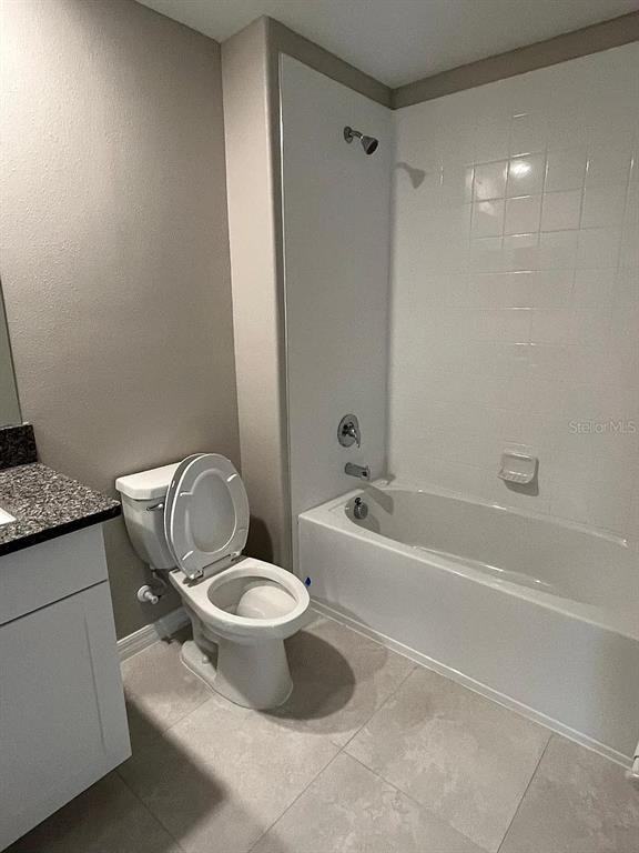 1498 Cassius St #1498 - Photo 7 of 19