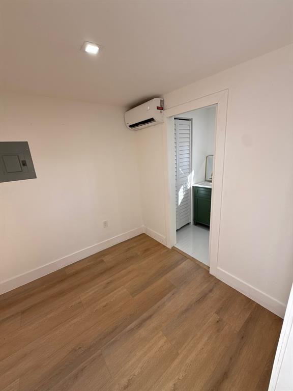 1282 Nw 35th St #1282-5 - Photo 5 of 12