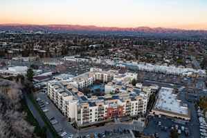 featured image of 1725 S Bascom Ave