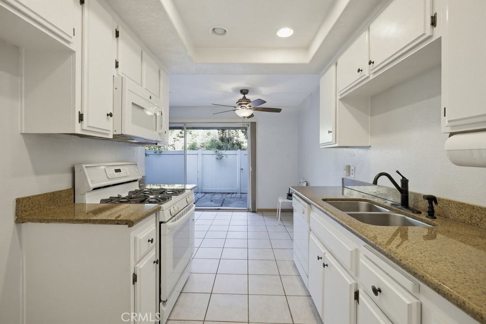 6243 Flower Creek Ln #6243 - Photo 4 of 50