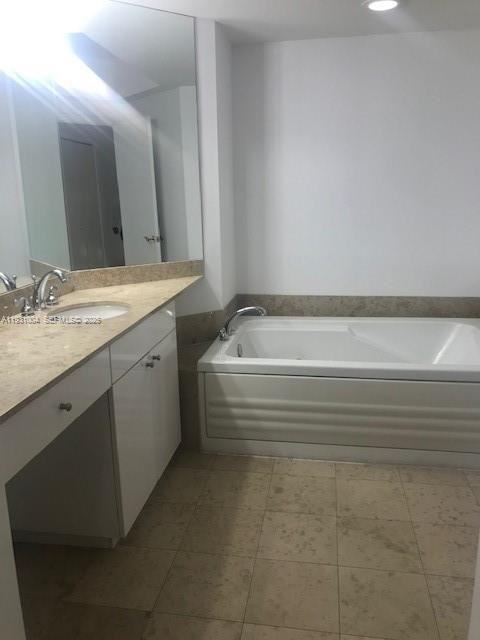 Blue & Green Diamond Condominiums #4779-806 - Photo 6 of 20