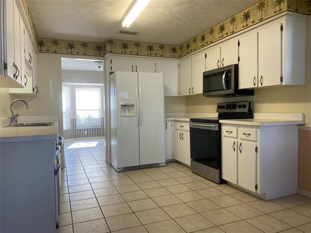 5881 Sw 86th Pl #5881 - Photo 2 of 18