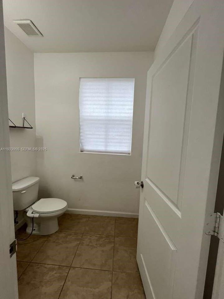 11665 Sw 244th St #11665-116 - Photo 3 of 32
