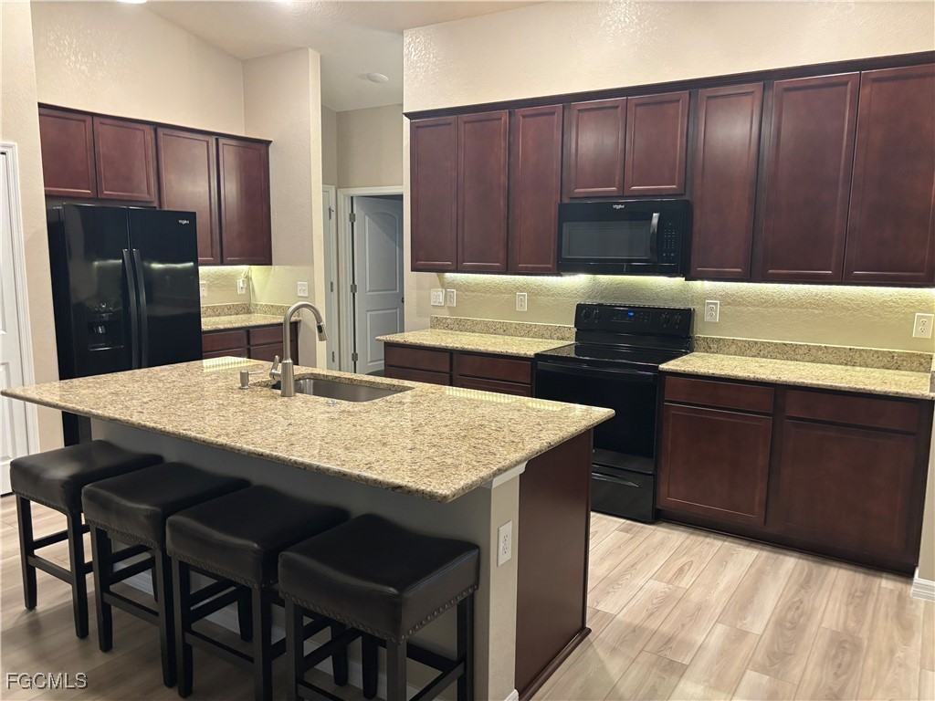 1005 Sw 36th St #1005 - Photo 7 of 23