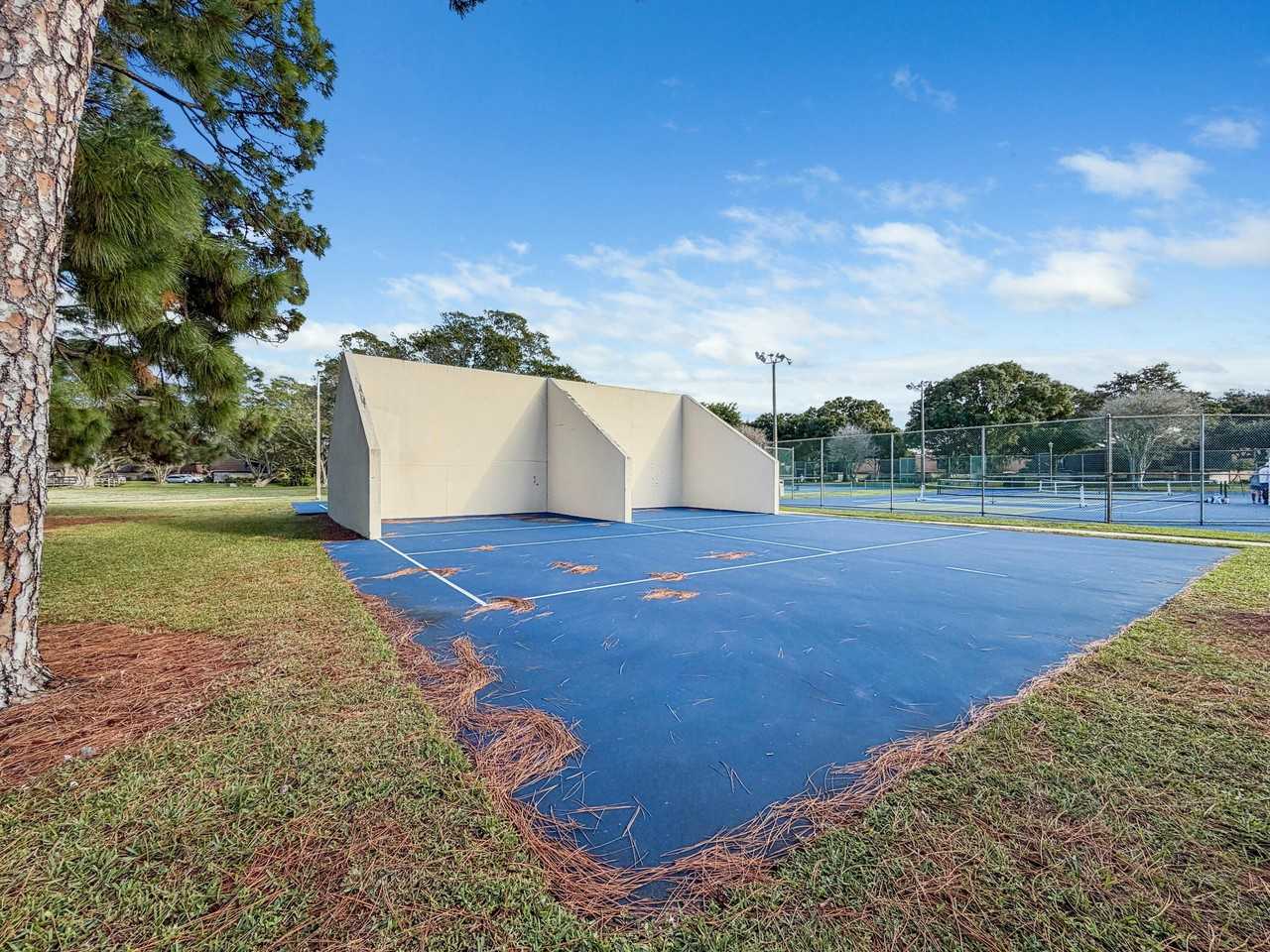 306 3rd Ln #306 - Photo 7 of 19