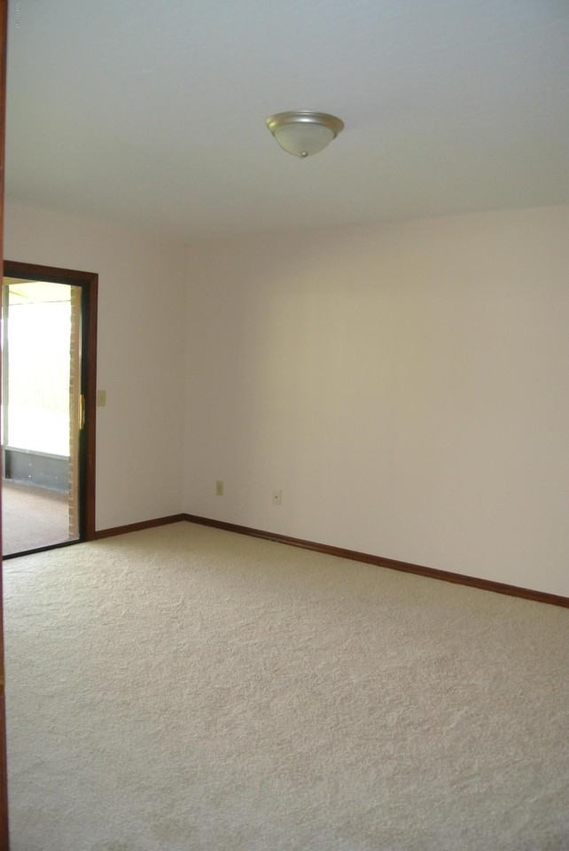 321 Huntsville St Ne #321 - Photo 7 of 15