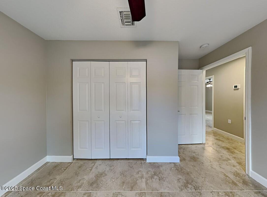 2702 Hester Ave Se #2702 - Photo 5 of 11